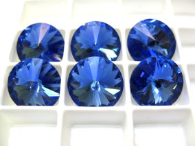 Swarovski 1122 Rivoli 18mm -Chaton Sapphire Компонент для бижутерии Сваровски - Риволи (Swarovski Rivoli) 18 мм
Цвет: Crystal Silver Nigh                                          
Цена указана за 1 шт.
